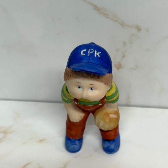 VTG 1984 OAA Cabbage Patch Kids Porcelain Figurine Boy Play Ball Nostalgia - Picture 2 of 6